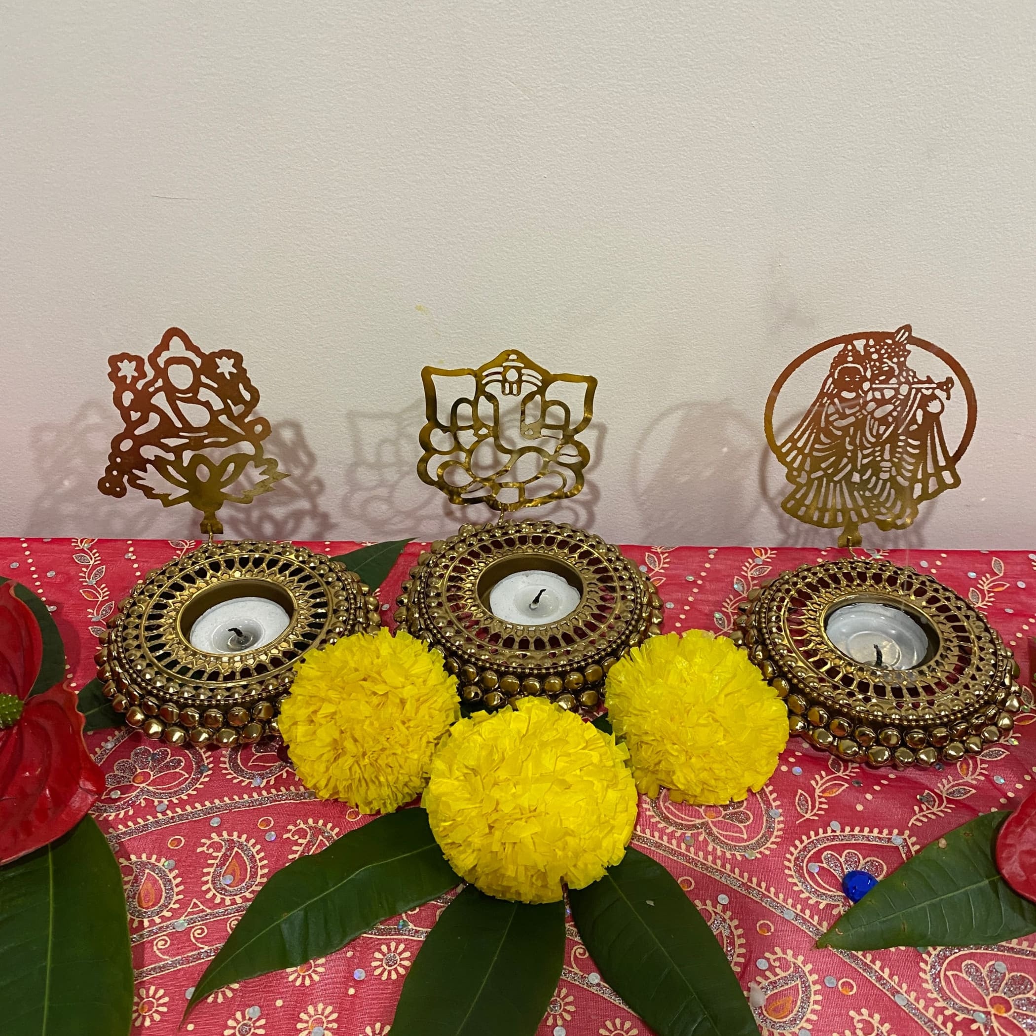 Ghungroo Shadow Diya Ganesha / Laxmi / Radha Krishan Candle